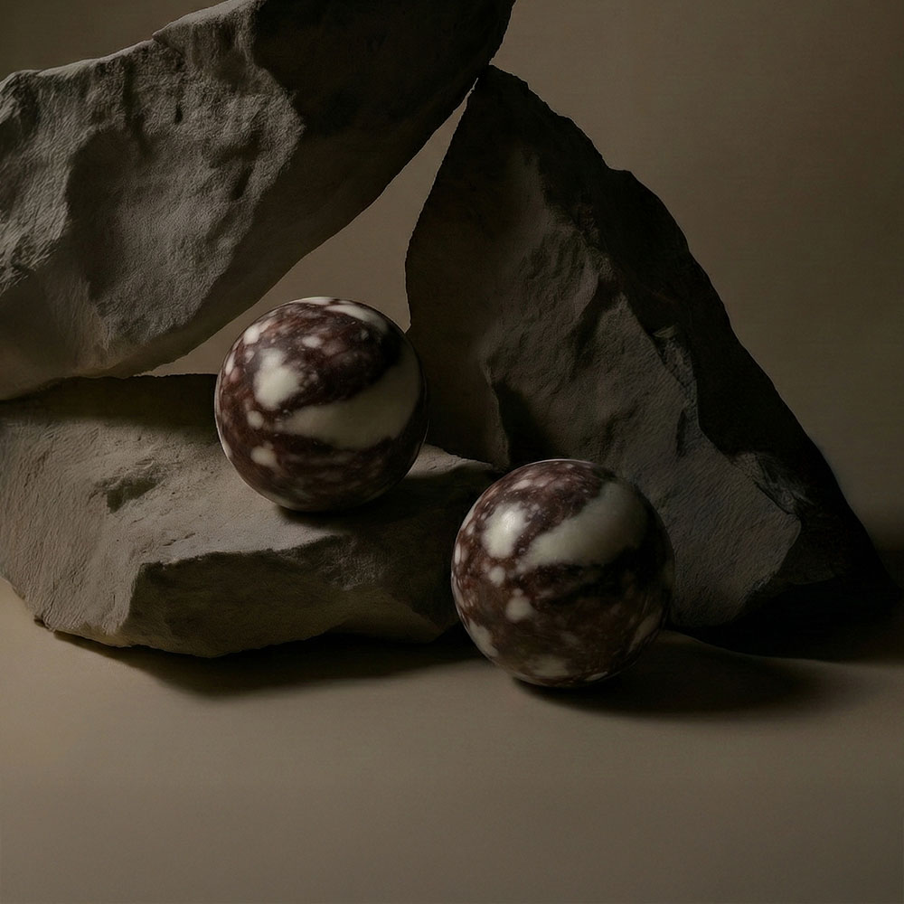 Calacatta Viola &ndash; Cori Knob