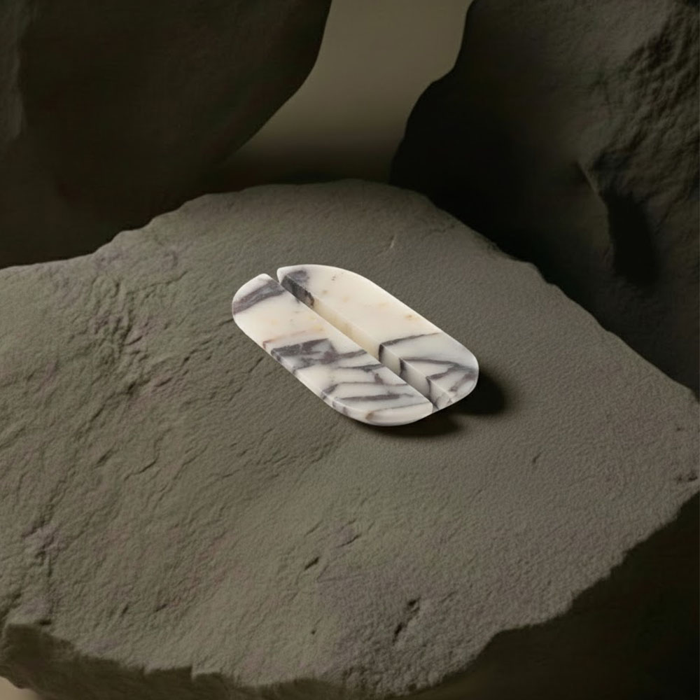 Calacatta Viola &ndash; Sora Handle